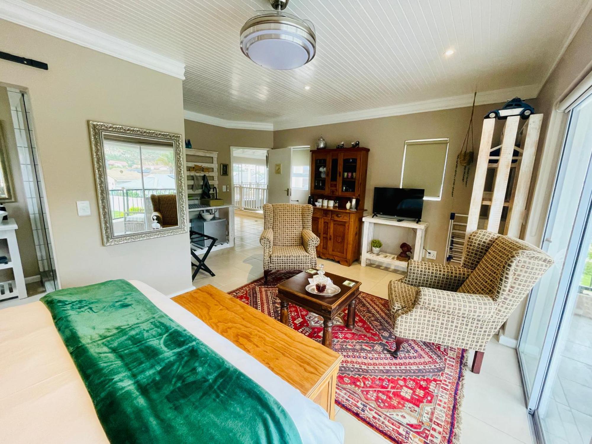 Calm Waters Guesthouse Plettenberg Bay Værelse billede