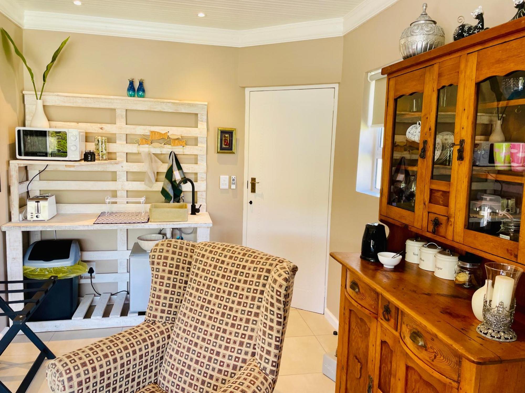 Calm Waters Guesthouse Plettenberg Bay Værelse billede