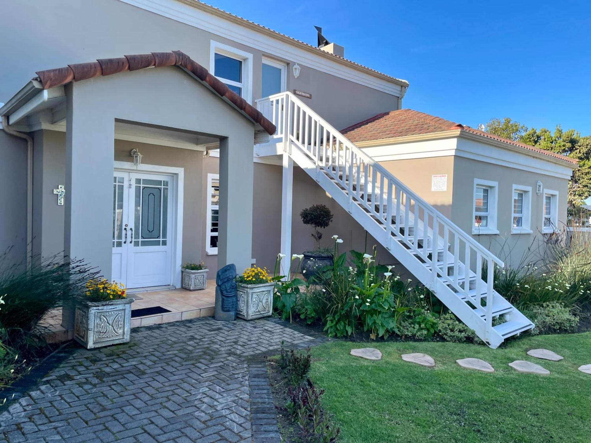 Calm Waters Guesthouse Plettenberg Bay Eksteriør billede